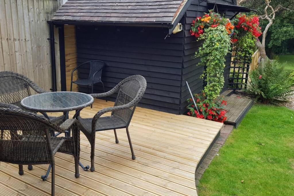 Riverside Lodge Pied A Terre Fordingbridge Eksteriør billede